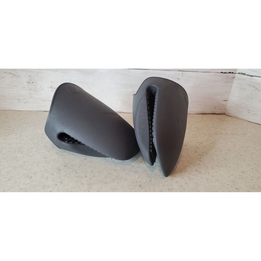 Pampered Chef Mini Silicone Oven Mitts Gray Pot Holders Heat Resistant Set